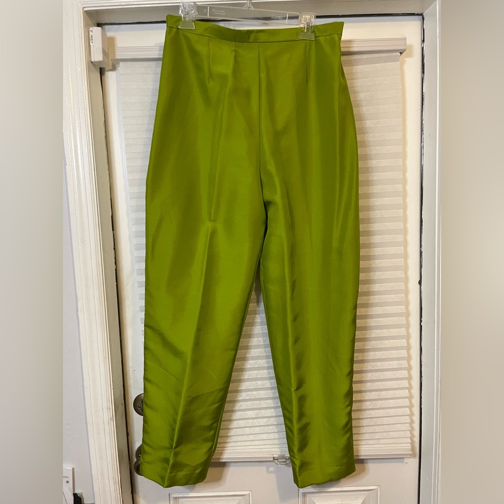 Green silk slacks - Picture 6 of 9